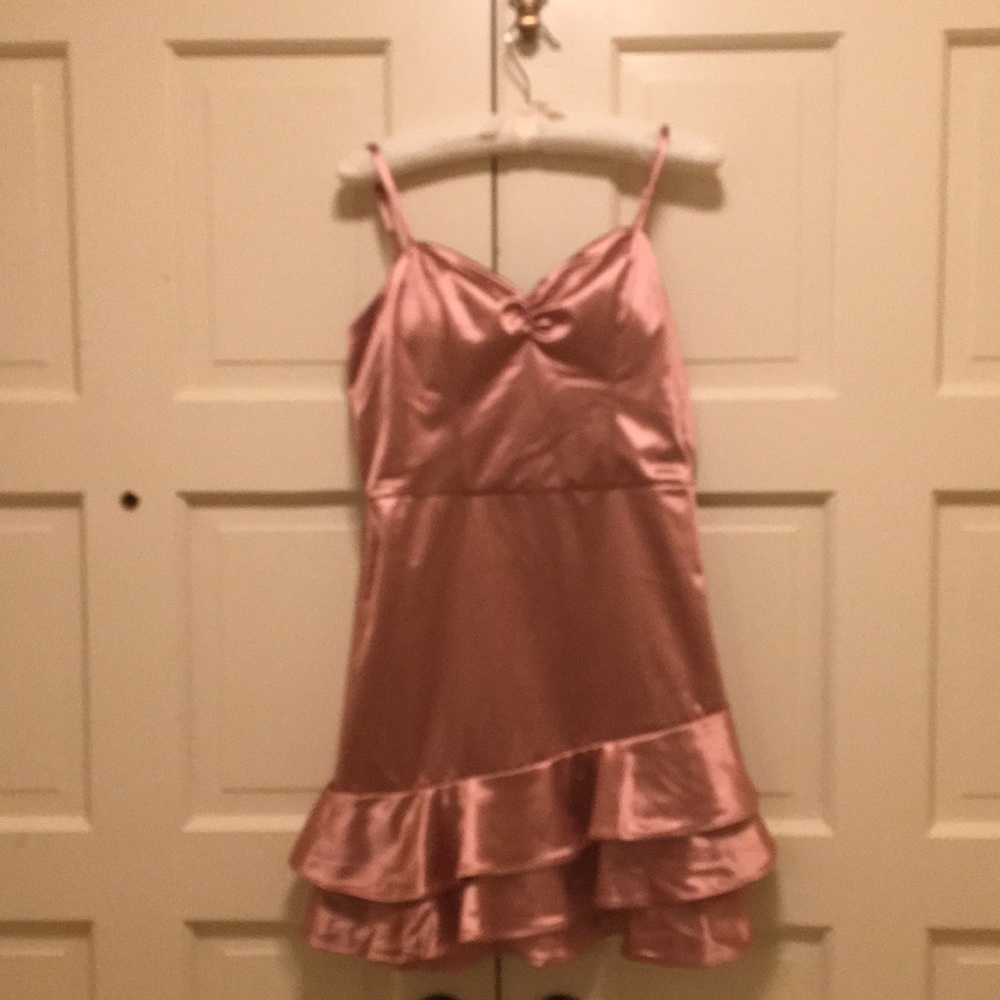 Beautiful dress by & by mauve size 7